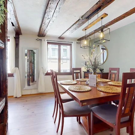 Au Petit Vauban 2 & Parking * Colmar