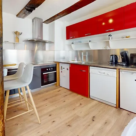 Au Petit Vauban 2 & Parking Apartment *